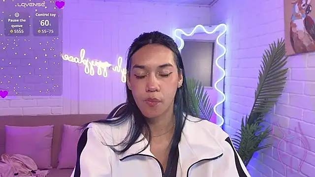 artemiss tay online show from 10-08-25, 07:11