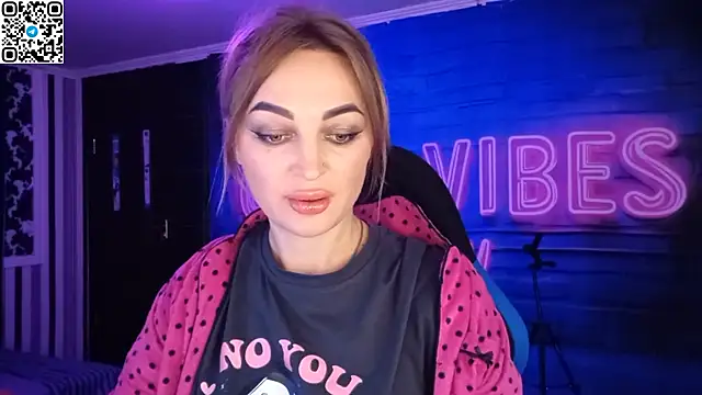 Blonde Temptation online show from 10-29-25, 05:25