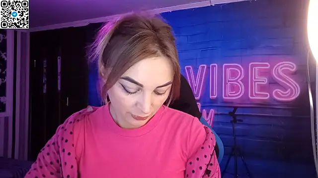 Blonde Temptation online show from 10-30-25, 11:11