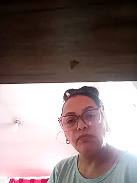 Lady 16 online show from 11-13-25, 03:55