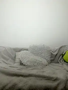 MiaKiittyy online show from 03-10-26, 10:59