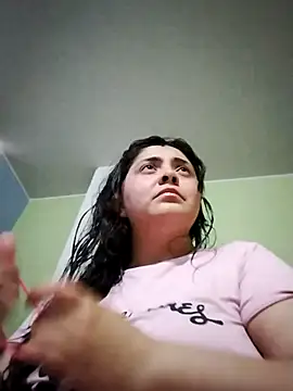 Snapshot of TifanyAmazinng chatting on 09-19-25, 10:21 TifanyAmazinng online show from 09-19-25, 10:21