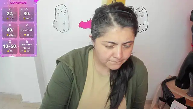 Snapshot of TifanyAmazinng chatting on 10-01-25, 12:22 TifanyAmazinng online show from 10-01-25, 12:22