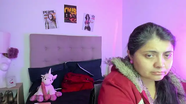 TifanyAmazinng online show from 02-06-26, 12:41