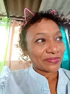 Snapshot of Queen_Naomi chatting on 09-20-25, 09:49 Queen Naomi online show from 09-20-25, 09:49