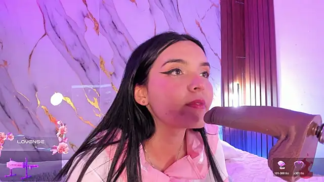 alicecute77 online show from 05-08-26, 02:28