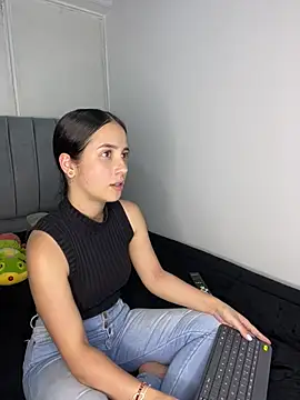 Snapshot of dalianataba chatting on 01-17-26, 07:39 dalianataba online show from 01-17-26, 07:39