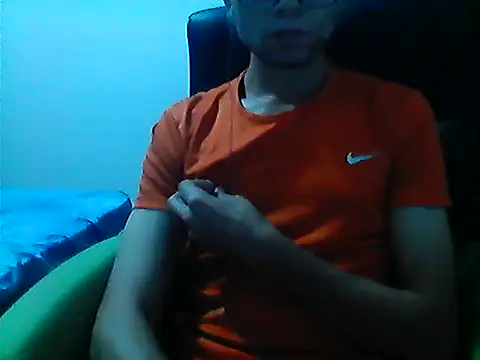 Snapshot of Naughty_Boy13 chatting on 10-23-25, 06:56 Naughty Boy13 online show from 10-23-25, 06:56