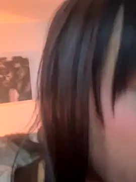 Aleja ruizz online show from 09-22-25, 03:52