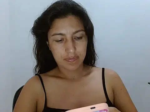SarahFriendly online show from 06-20-26, 01:30