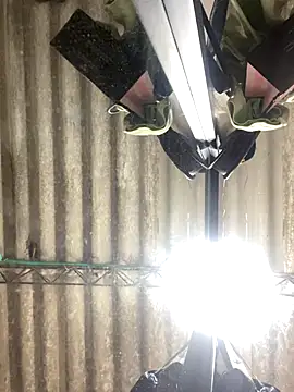 Snapshot of HadeSmit chatting on 10-12-25, 02:49 HadeSmit online show from 10-12-25, 02:49