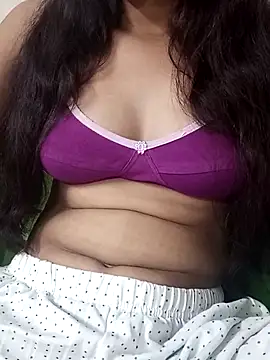 Snapshot of Aarti-kumri chatting on 09-11-25, 08:03 Aarti-kumri online show from 09-11-25, 08:03