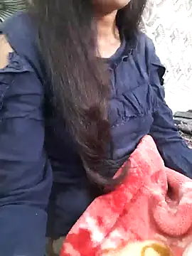 Snapshot of Aarti-kumri chatting on 11-17-25, 10:21 Aarti-kumri online show from 11-17-25, 10:21