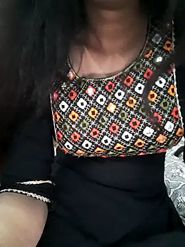 Snapshot of Aarti-kumri chatting on 01-05-26, 07:39 Aarti-kumri online show from 01-05-26, 07:39