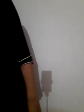 Snapshot of Aarti-kumri chatting on 02-06-26, 02:16 Aarti-kumri online show from 02-06-26, 02:16