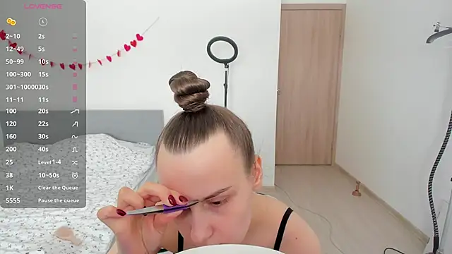 Kelly Cartier online show from 03-09-26, 10:30