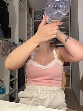 Lexi Storm online show from 08-01-26, 05:07