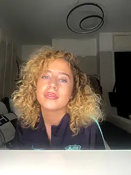 Aurorajadex online show from 10-27-25, 08:13