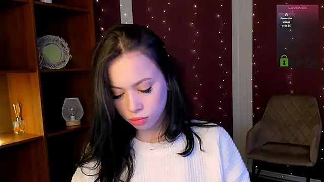 Snapshot of amanda-miki chatting on 12-16-25, 02:22 amanda-miki online show from 12-16-25, 02:22