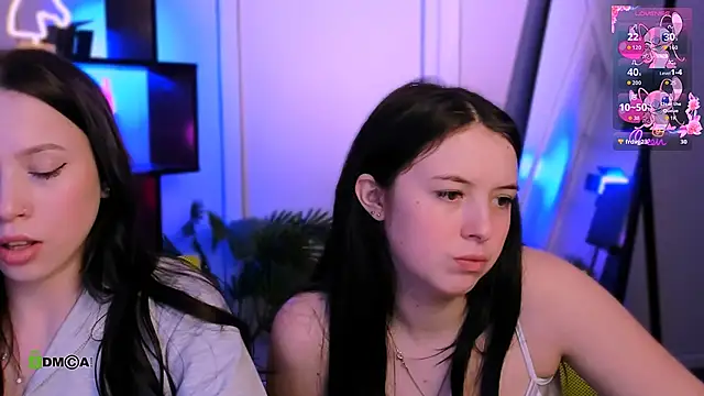 Snapshot of amanda-miki chatting on 02-05-26, 08:52 amanda-miki online show from 02-05-26, 08:52