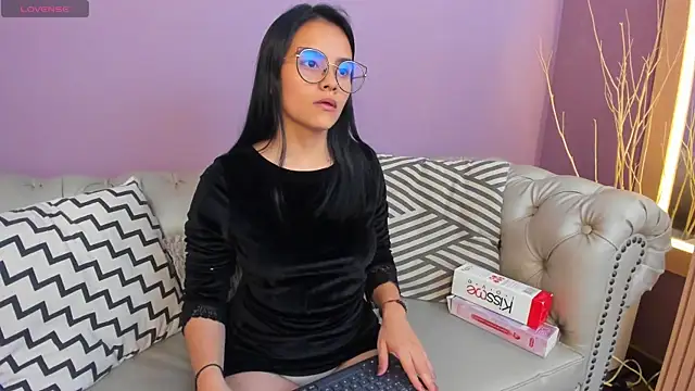 ariannaliss online show from 10-04-25, 03:15