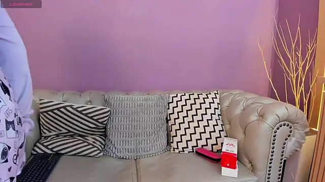 ariannaliss online show from 10-11-25, 03:39