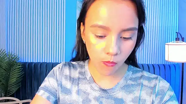 ariannaliss online show from 12-21-25, 03:30