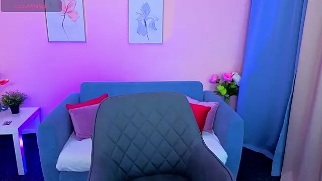 MyEllaLuvs online show from 09-27-25, 08:25