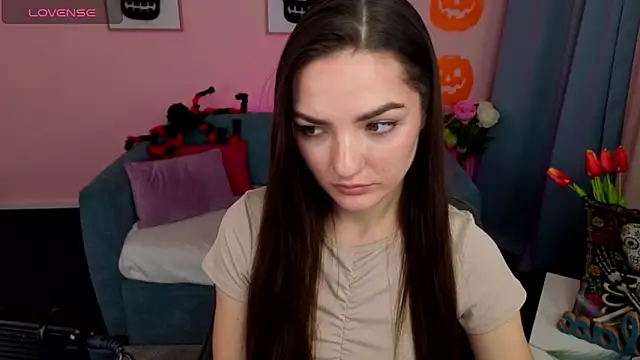 MyEllaLuvs online show from 11-01-25, 09:28