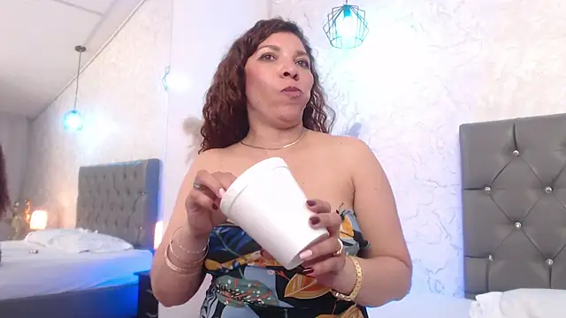 Serena Houstonn online show from 05-13-26, 10:27