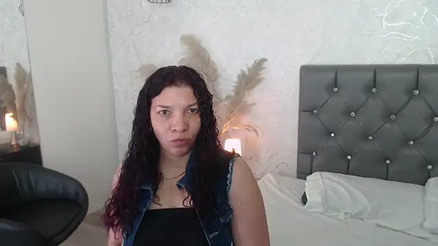 Serena Houstonn online show from 06-19-26, 11:03