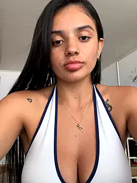 Snapshot of AnaaFaith_ chatting on 10-24-25, 07:32 AnaaFaith online show from 10-24-25, 07:32