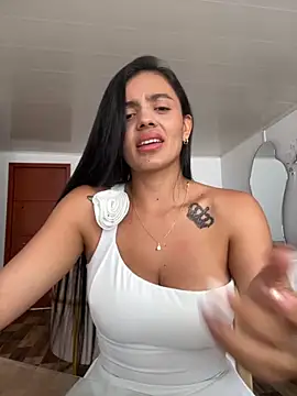 Snapshot of AnaaFaith_ chatting on 11-13-25, 07:35 AnaaFaith online show from 11-13-25, 07:35