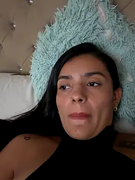 Snapshot of AnaaFaith_ chatting on 12-02-25, 08:04 AnaaFaith online show from 12-02-25, 08:04