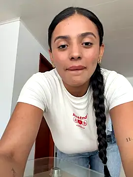 Snapshot of AnaaFaith_ chatting on 12-18-25, 08:26 AnaaFaith online show from 12-18-25, 08:26