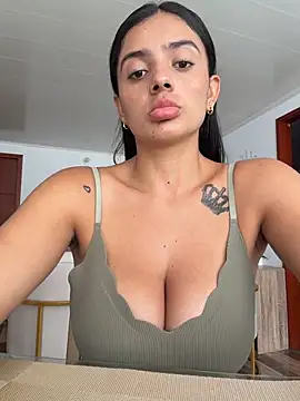 Snapshot of AnaaFaith_ chatting on 02-19-26, 07:43 AnaaFaith online show from 02-19-26, 07:43