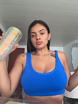 Snapshot of AnaaFaith_ chatting on 05-17-26, 05:42 AnaaFaith online show from 05-17-26, 05:42