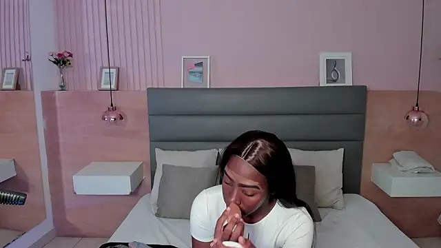  emma willliams  online show from 02-03-26, 02:22