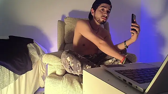 Dimax xxx online show from 12-17-25, 11:00