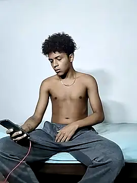 Manuel Mateus1 online show from 11-25-25, 05:13