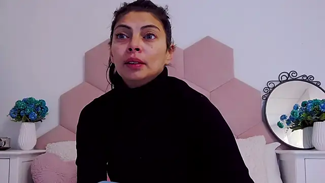 LadyLiia online show from 01-07-25, 04:50