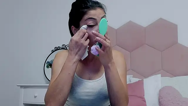 LadyLiia online show from 01-17-25, 05:00