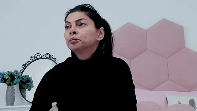 LadyLiia online show from 02-21-25, 05:13