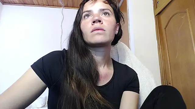 Snapshot of Skylar_Serenity chatting on 09-12-25, 05:02 Skylar Serenity online show from 09-12-25, 05:02