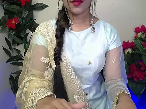 Little queenn online show from 09-11-25, 01:06