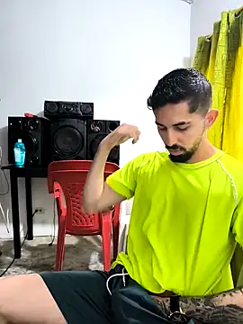 giannis090 online show from 10-24-25, 08:16