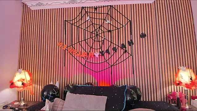 keeyla stone online show from 10-30-25, 10:43