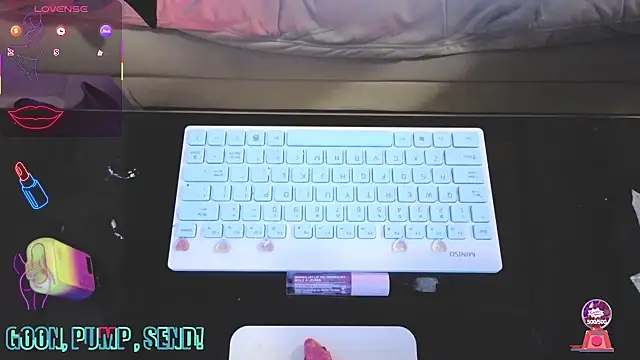 Snapshot of BBCgirlsof chatting on 03-16-26, 05:44 BBCgirlsof online show from 03-16-26, 05:44