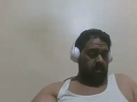 elpoop7305 online show from 05-03-26, 02:34