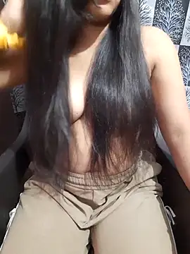 Snapshot of Malikaa-baby5 chatting on 03-21-26, 03:48 Malikaa-baby5 online show from 03-21-26, 03:48